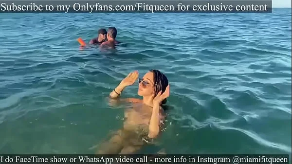 Amateur Fitqueen teen cause a circle of men at public nude beach